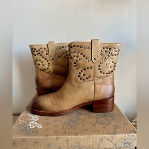 NIB Free People Size 10 Harmony Studded Leather Ankle Bootie Black $198 MSRP